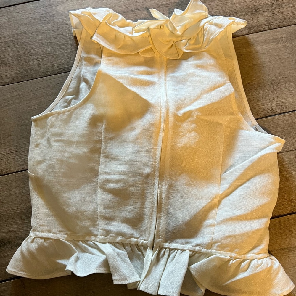 C/MEO Collective Cream Ruffle Sleeveless Top - Picture 4 of 5